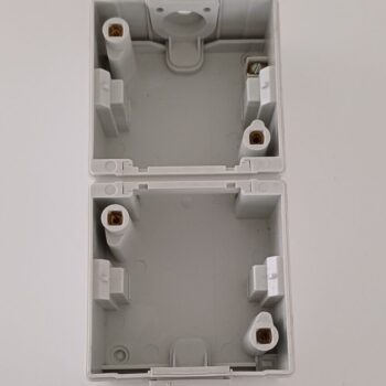 Niko Hydro55 opbouw doos tweevoudig verticaal wurgnippels 23-832-01