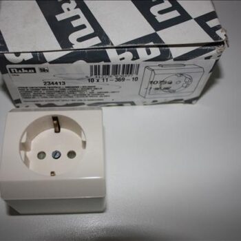 Niko EL20 creme opbouw stopcontact tweepolig + randaarding + veiligheid-0