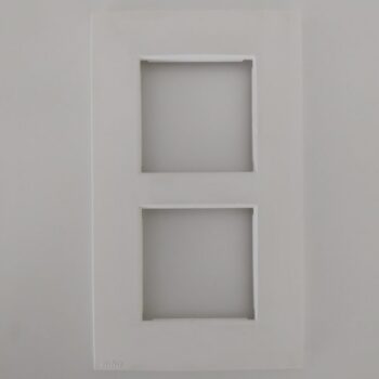 Niko Intense White afdekplaat tweevoudig verticaal 120-76200 gebruikt