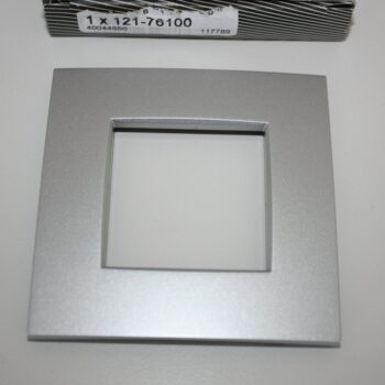 Niko Intense Sterling afdekplaat enkelvoudige 121-76100 gebruikt