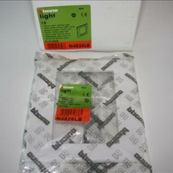 Bticino Light Wit Afdekplaat 2x3 modules 114x128mm-0