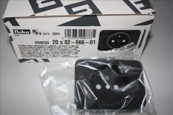 Niko PR20 soft zwart centraal plaatje voor stopcontact 2polig + veiligheid+ aarding 31.5mm diep-0
