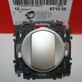 Legrand Céliane titanium schakelaar wissel 10A 250V 671006