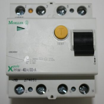 Moeller verliesstroomschakelaar 4-polig 40A 0.3A 230/400V PFIM-40/4/03-A gebruikt