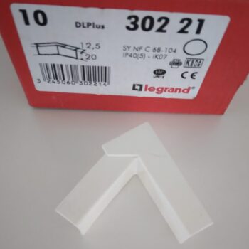 Legrand DLP wit hoek variabel 20x12,5mm 30221