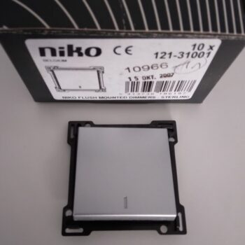 Niko Intense Sterling toets drukknopdimmer 121-31001