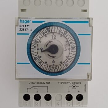 Hager Programmaklok dag/weekprogramma elektromechanisch 1xwissel 16A 250V EH171 gebruikt