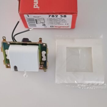 Legrand Eliocad wit trekschakelaar toilet 78258