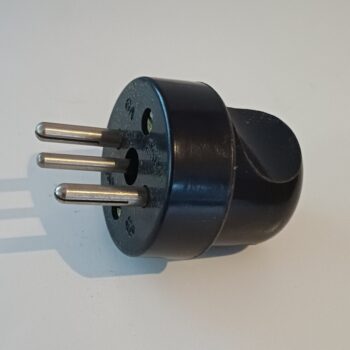 Vynckier stekker zwart bakeliet 10A 250V 30504