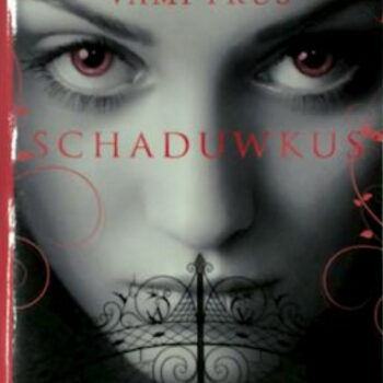 Richelle Mead - Schaduwkus