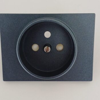 Niko da Vinci Cobalt centraal plaatje stopcontact aarding veiligheid, 21mm inbouwdiepte 48-320