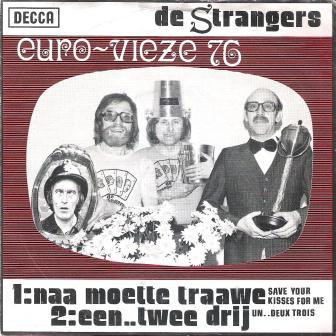 Strangers, De – Naa Moette Traawe