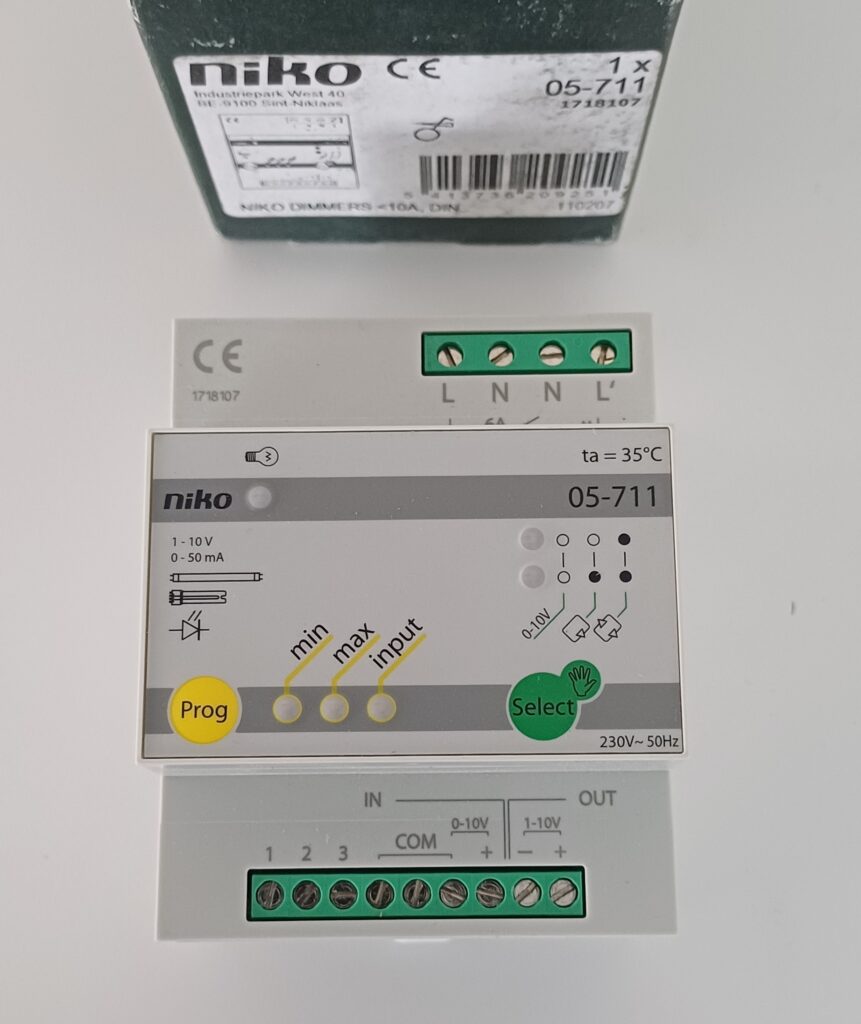 Niko dimmer 1-10V stroomsturing 05-711 gebruikt