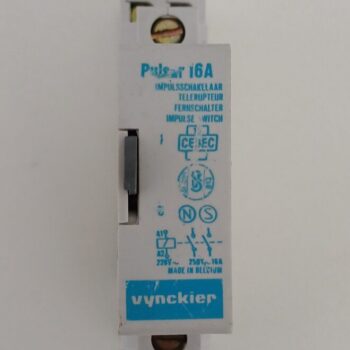 Vynckier impulsschakelaar 2xNO 16A 250V, 230V AC 312/346512-220 gebruikt