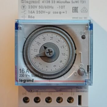 Legrand schakelklok dagprogramma analoog 3 modules 412823