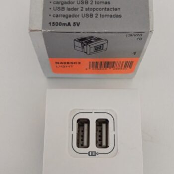 Bticino Light Wit lader 2x USB 2400mA 2 modules wit N4285C2