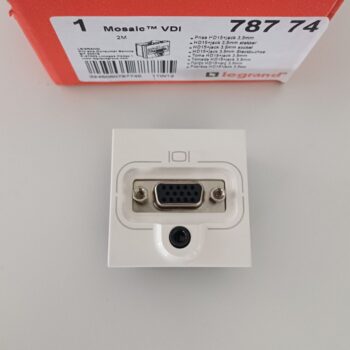 Legrand Mosaic wit HD15 contactdoos + jack 3,5mm 78774