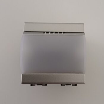 Bticino Light Tech trapverlichting 2 modules 12V - 24V - 230V 3W NT4383 gebruikt