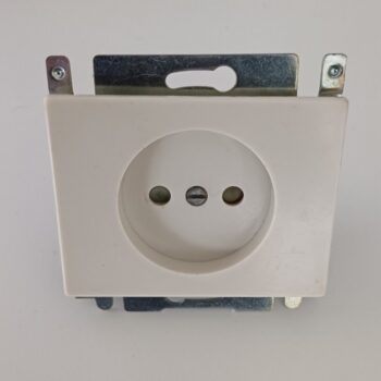 Niko PR85 creme stopcontact zonder aarding gebruikt
