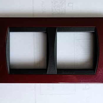 Bticino Living Granaat Rood afdekplaat 2x2 modules L4832/2AT