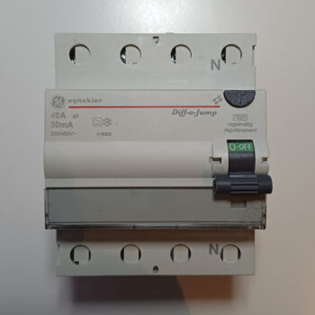 Vynckier verliesstroomschakelaar 4P 230/400V 40A 30mA 616925